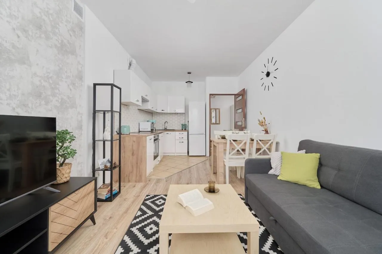 Family Apartment Kamienna With Balcony 1,5 Km To Wroclavia By Noclegi Renters Wroclaw