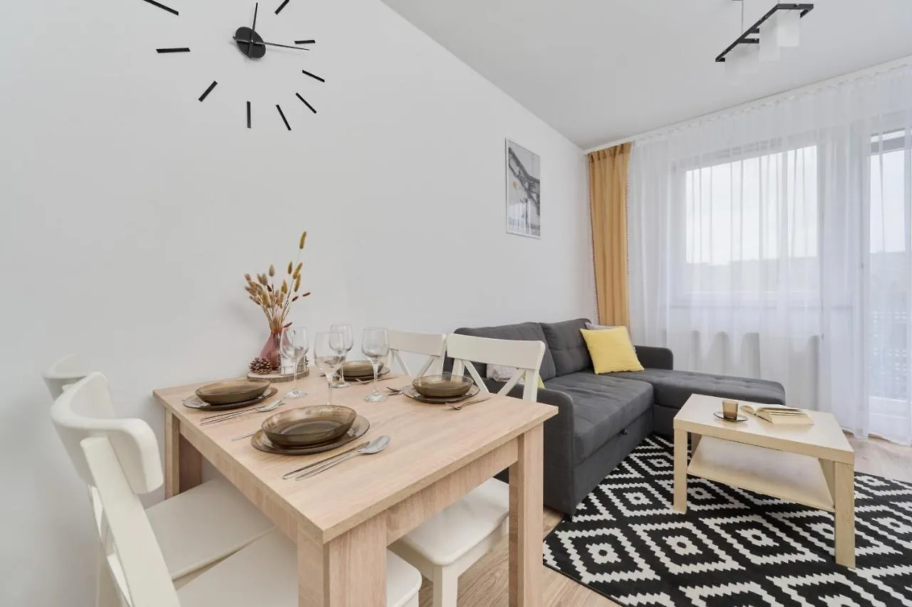 Family Apartment Kamienna With Balcony 1,5 Km To Wroclavia By Noclegi Renters Wroclaw Poland